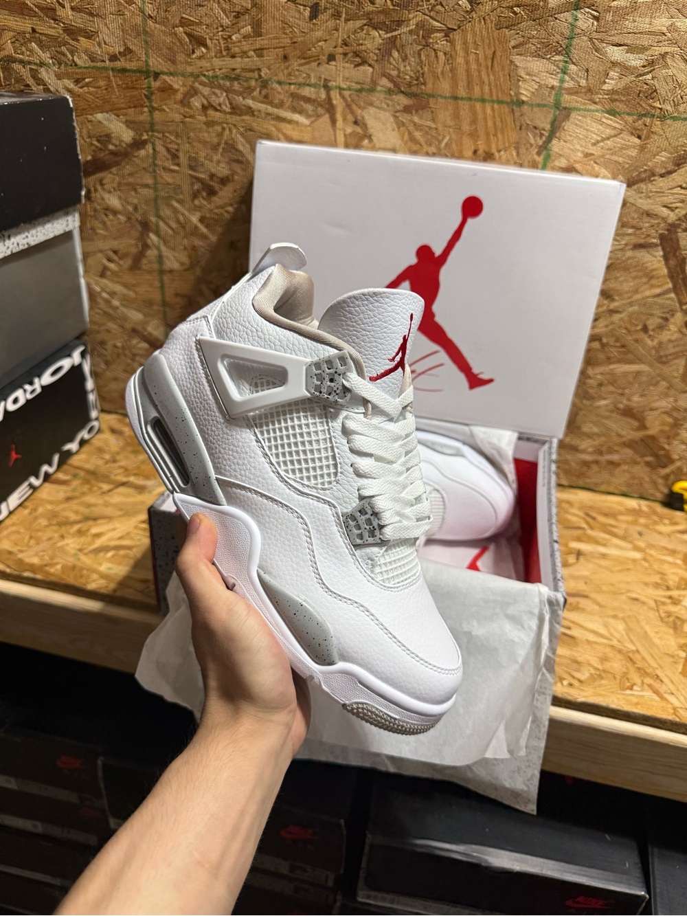 Air Jordan 4 Retro ‘White Oreo’